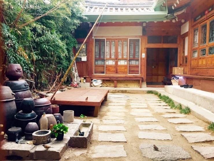 Gongsimga Hanok Guesthouse Seoul Bagian luar foto