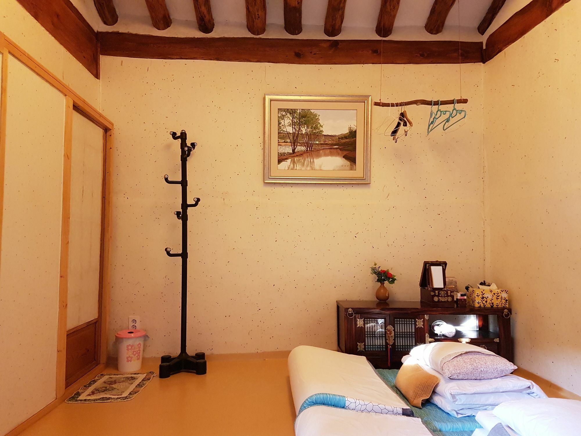 Gongsimga Hanok Guesthouse Seoul Bagian luar foto